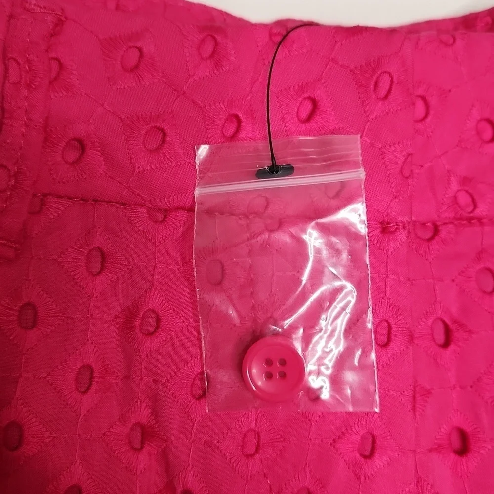 The Limited Hot Pink Eyelet Tailored Short Size 8 - Picture 4 of 15
